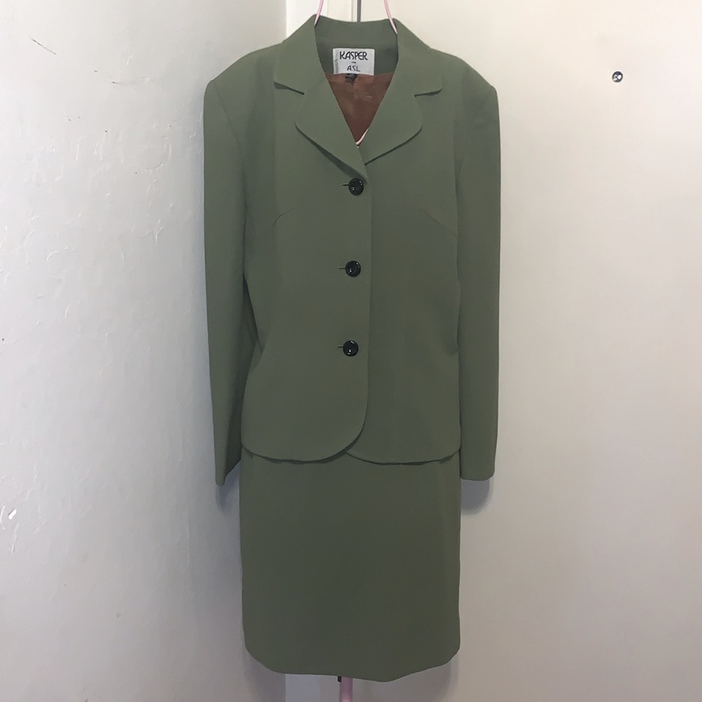 -Vintage Kasper Women's Green Jacket/Skirt Set Size- 10 As Is